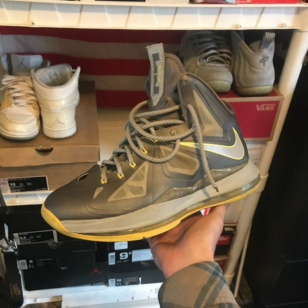 Lebron ten